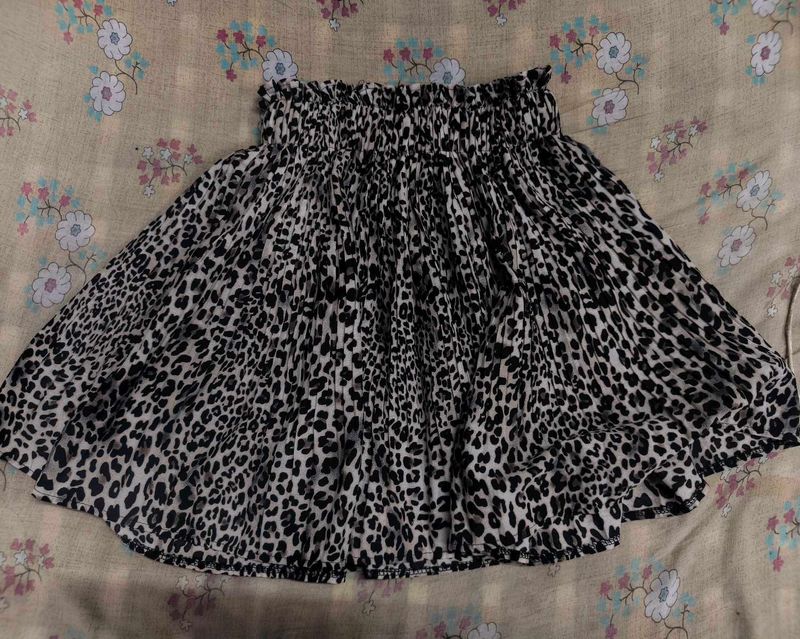 Leopard Print Mini Skirt