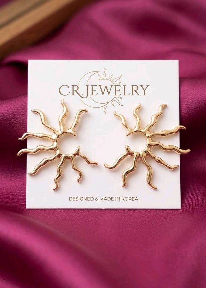 Unique Sun-Shaped Earrings