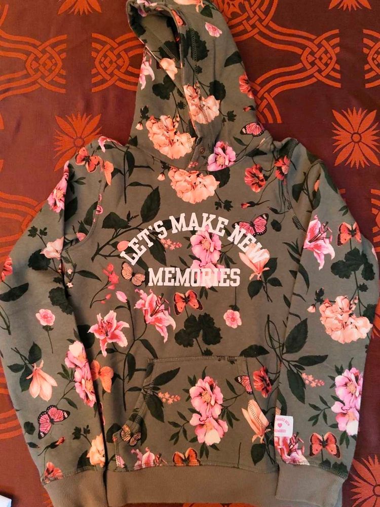 Floral Hoodie - Make New Memories