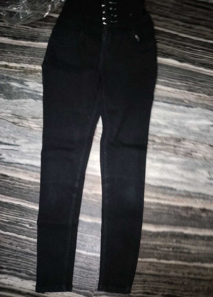 High-Waisted Black Skinny Jeans