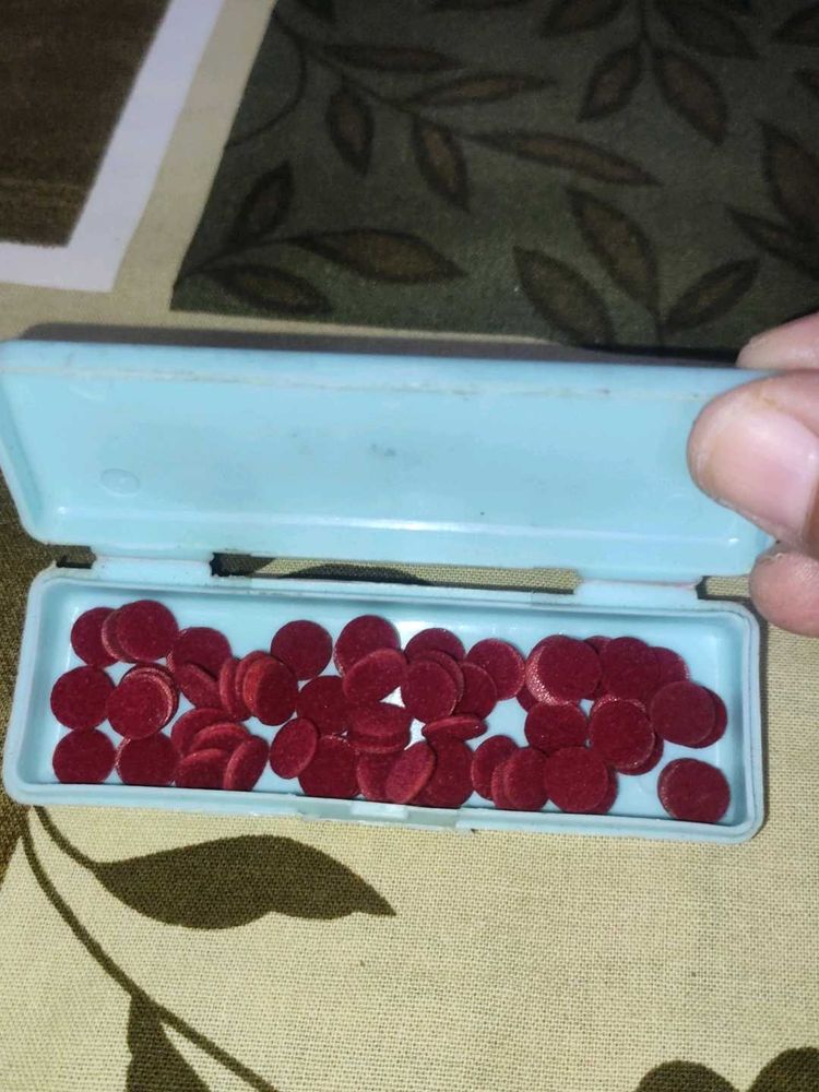 Red Bindi Pack (box)