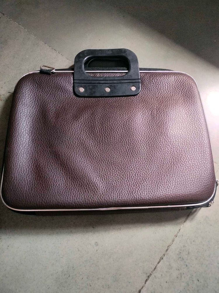 Classic Brown Laptop Bag