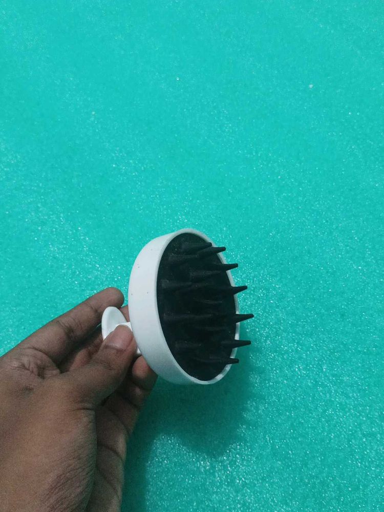 silicon scalpe massager