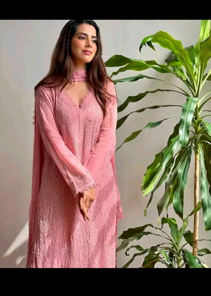 Elegant Pink Embroidered Kurta Set