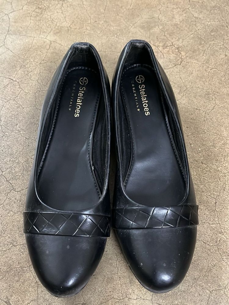 Classic Black StelaToes Heels