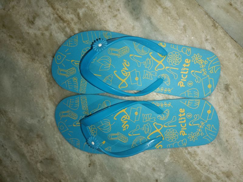 Home Useful Slipper