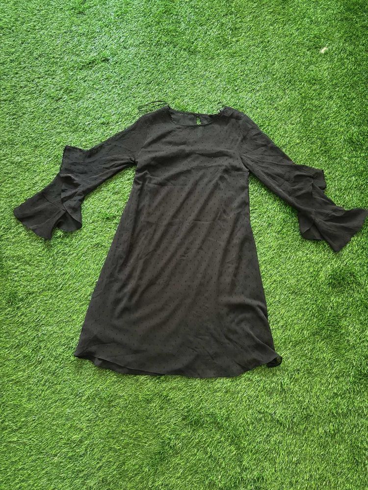 Chic Black Mini Dress