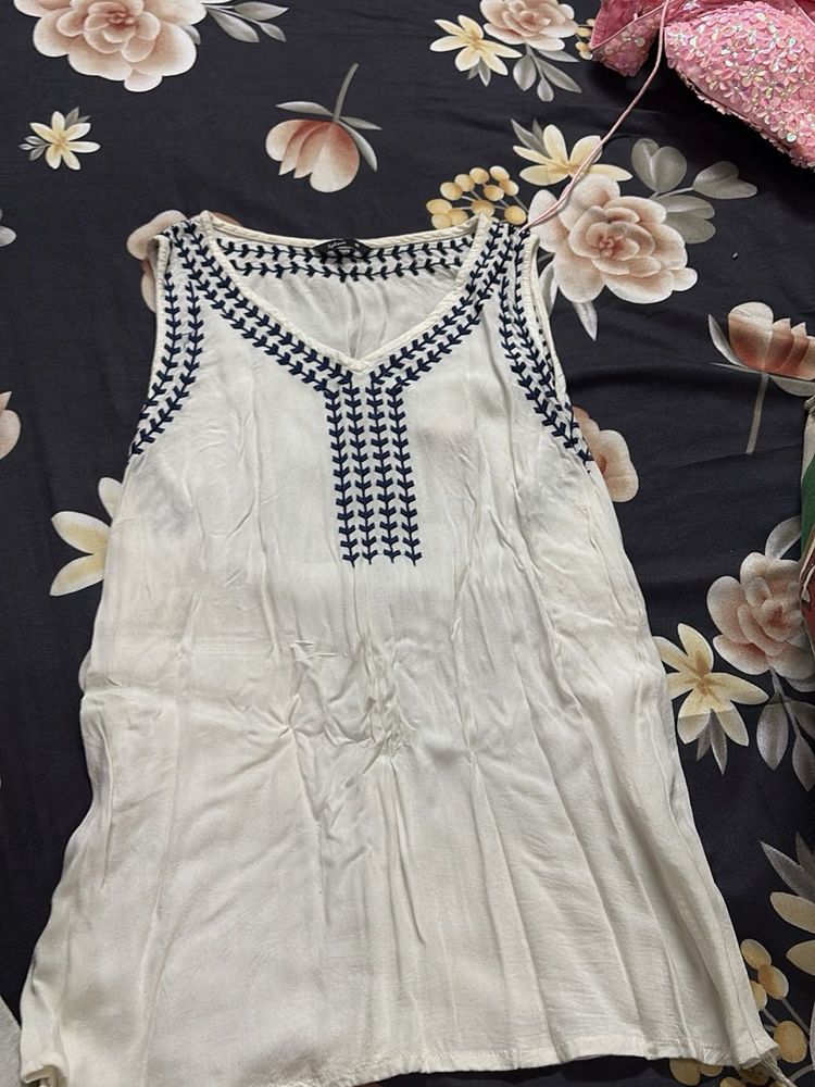 Boho Embroidered Sleeveless Top