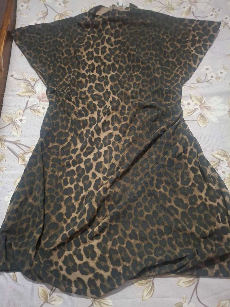 DESCRIPTION it is orginal h&amp;m Short dress in wove