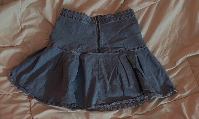 y2k coded denim miniskirt