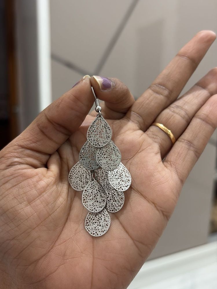 Silver Leaf Dangle Earrings