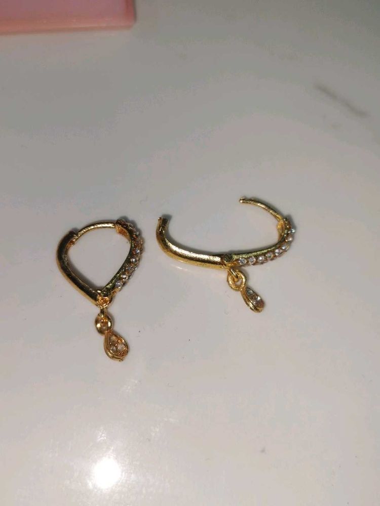 Elegant Gold Dangle Earrings with CZ