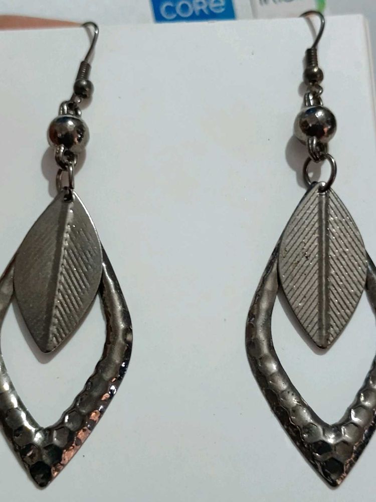 Earings