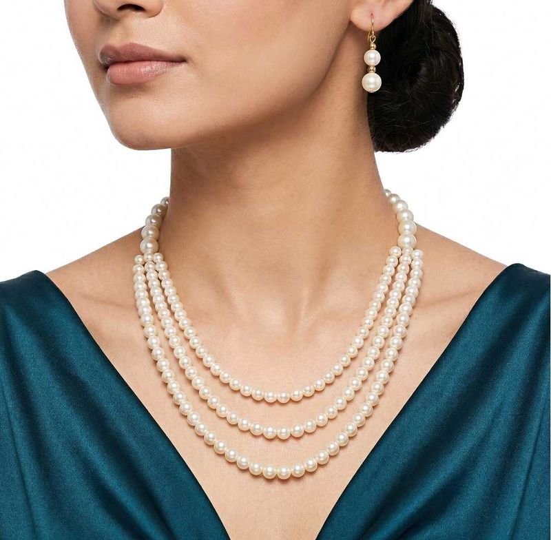 Elegant Pearl Necklace &amp; Earring Set