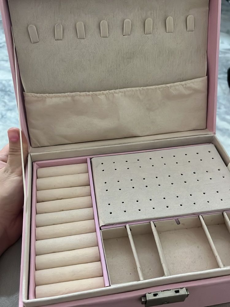 Pink Jewelry Organizer Box