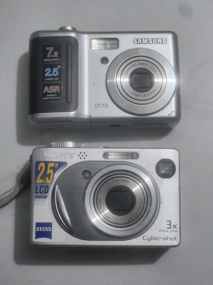 Samsung &amp; Sony Digital Cameras Bundle