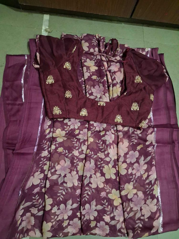 combo green and purple Elegant Floral Print Saree