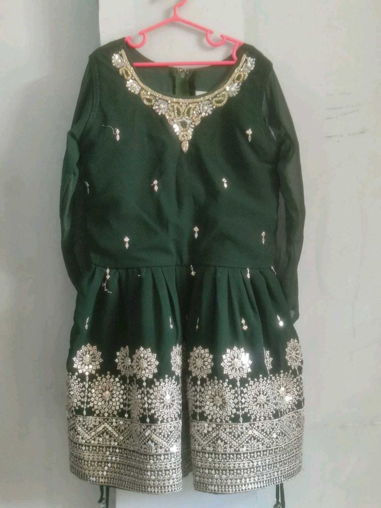 Emerald Green Kurta Set with Embellishments