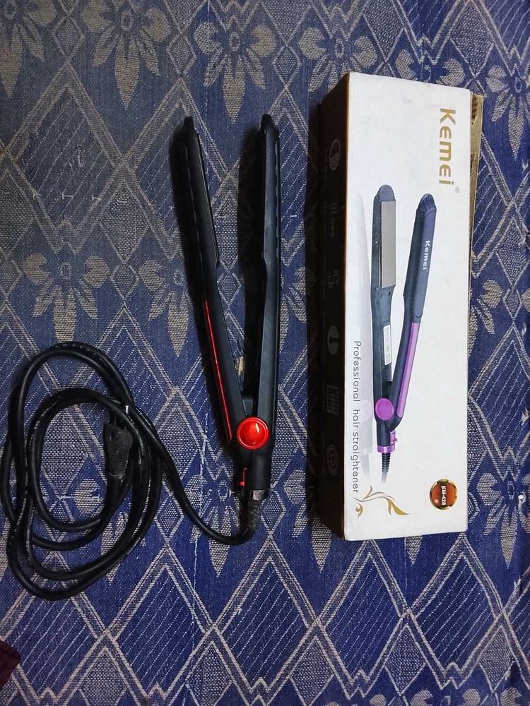 Kemei Professional Hair Straightener
