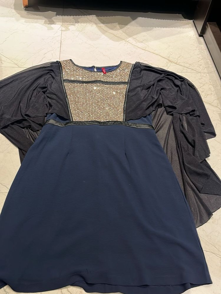 Elegant Navy Blue Dress with Sequin Detail