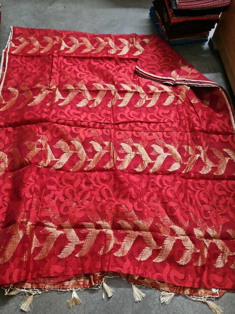 Vibrant Red Saree with Gold Leaf Design
