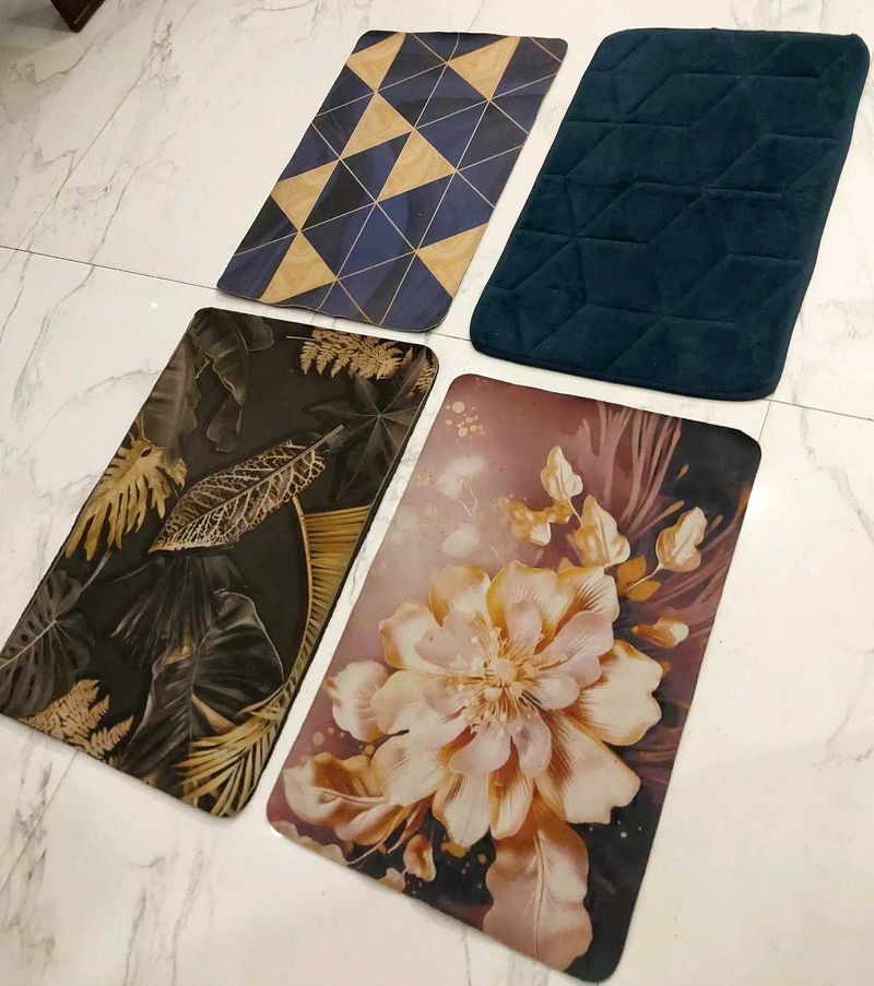 Set of 4 Decorative Mats