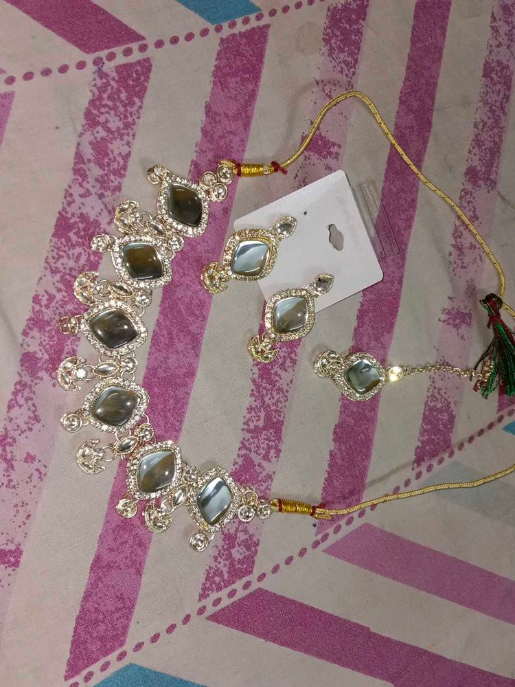 Elegant Mirror Work Necklace Set