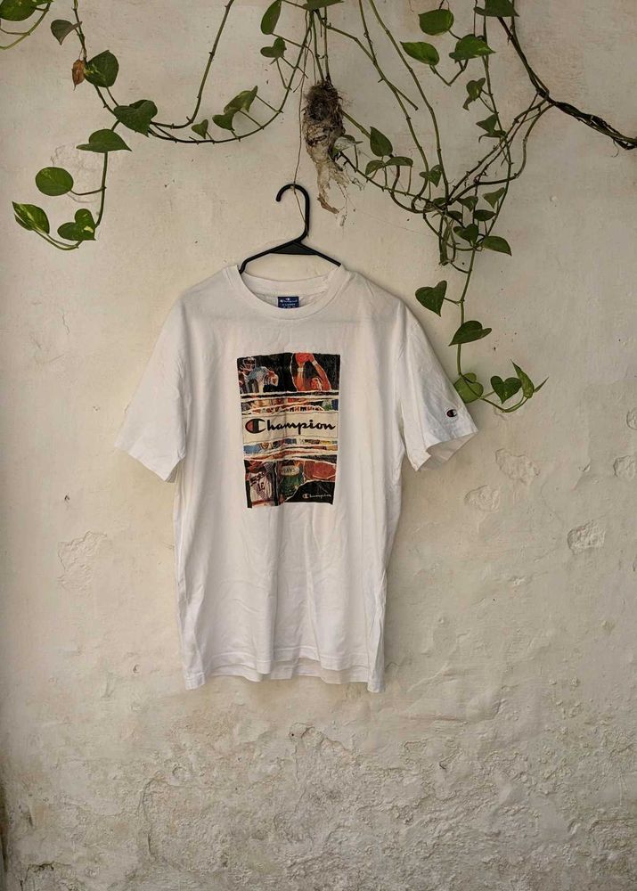 Champion Graphic T-Shirt 👕