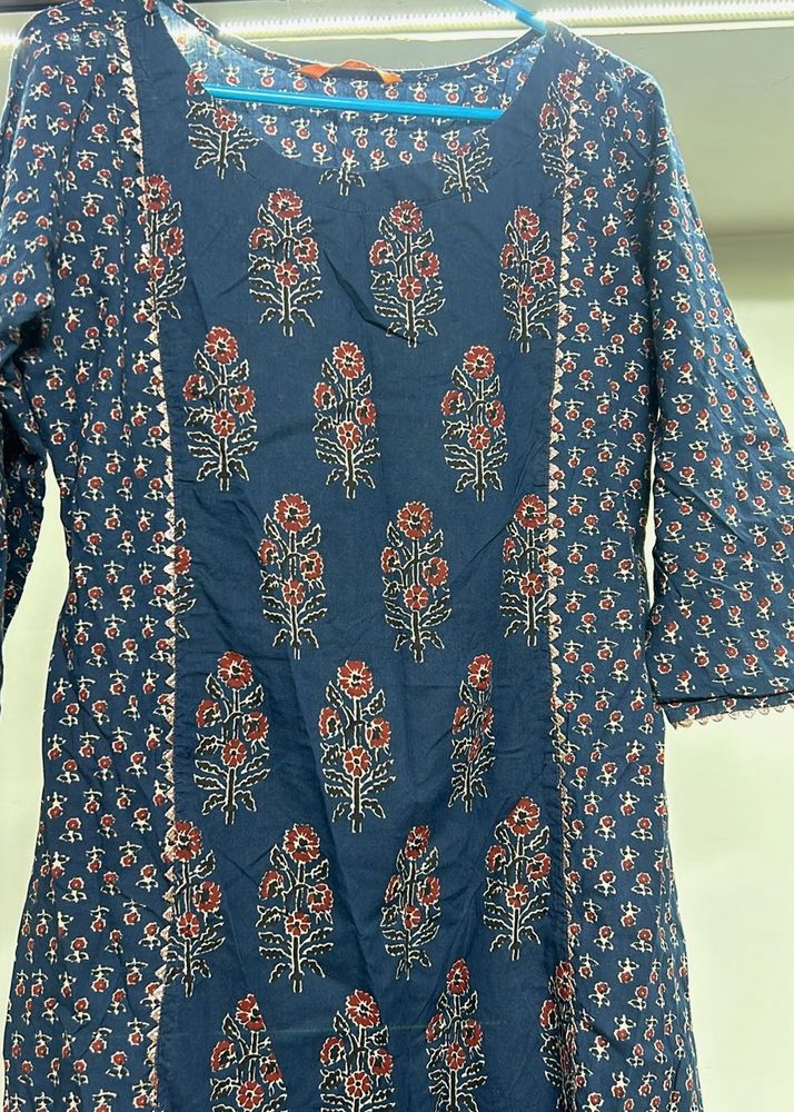 Beautiful Blue Floral Print Kurta size L