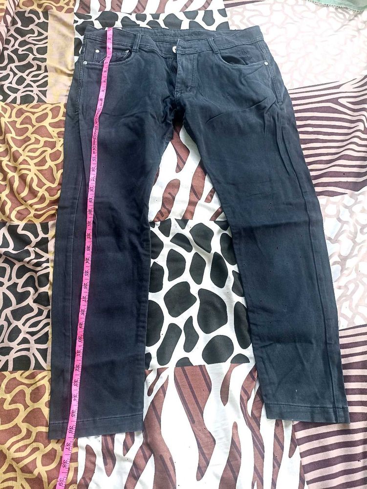 Stylish Dark Wash Jeans