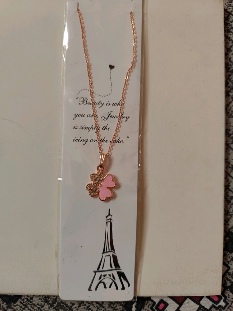 Small Flower Pendant Rose Gold Chain