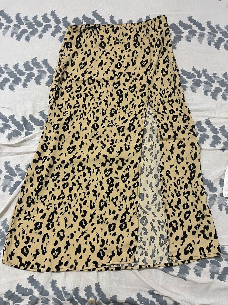 Leopard Print Maxi Skirt with Slit