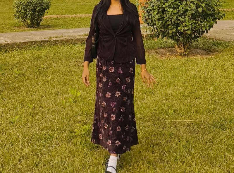 Elegant Velvet Skirt Suit Set