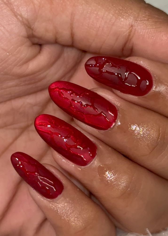 Red Cat Eye Gel Nails