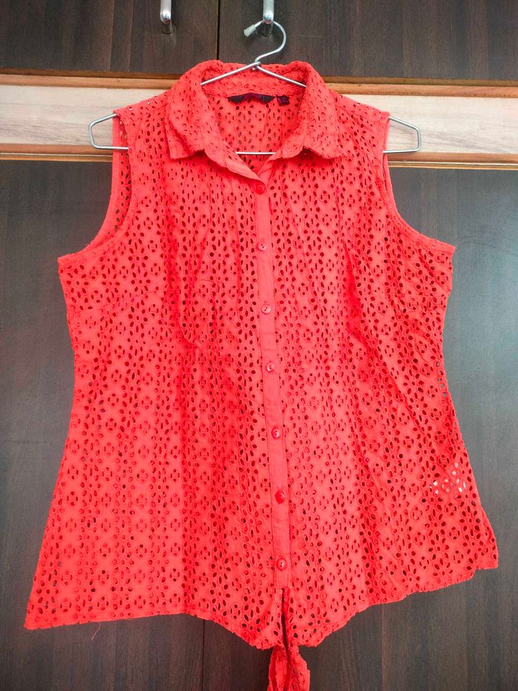 Chic Sleeveless Cutwork Top