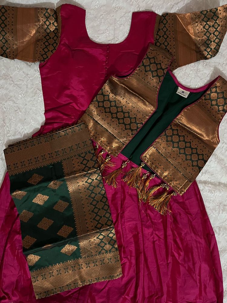 Elegant Pink &amp; Green traditional wear set