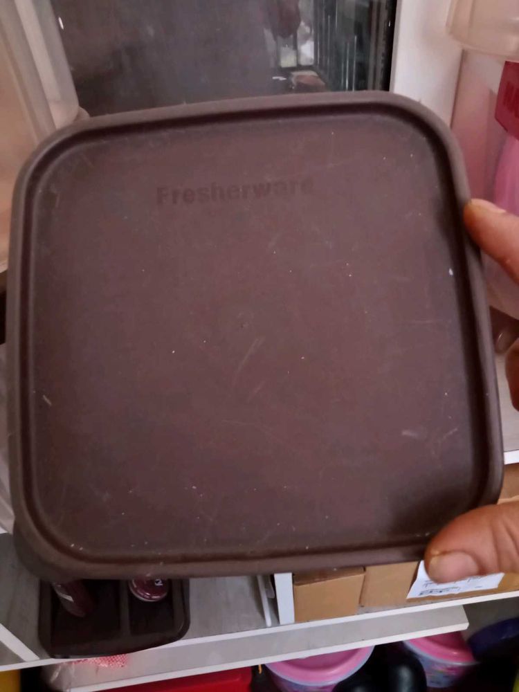 Vintage Fresherware Food Container Lid