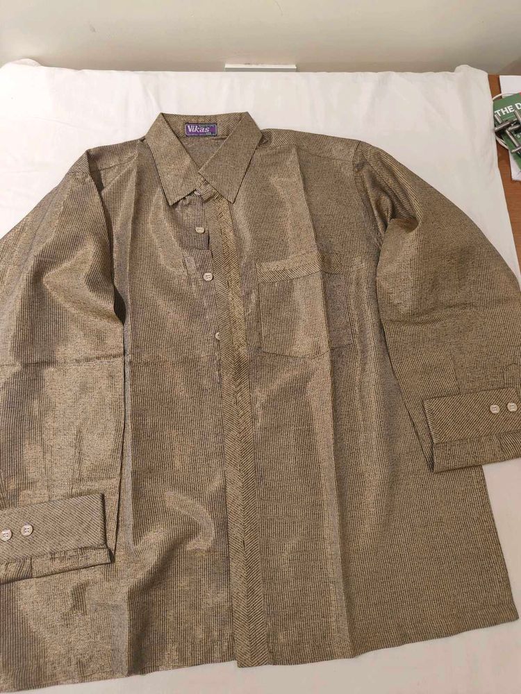 Classic Men's Shirt - Shinny Brown colour