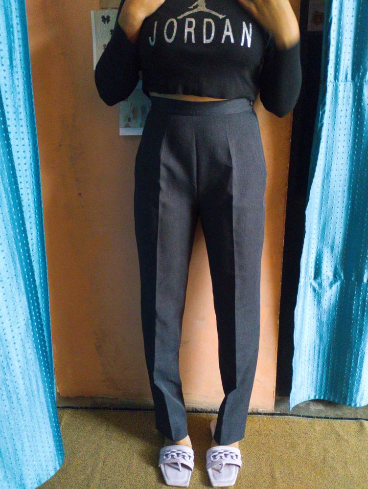 🤍🖤Elegant Grey High-Waisted Pants🖤🤍