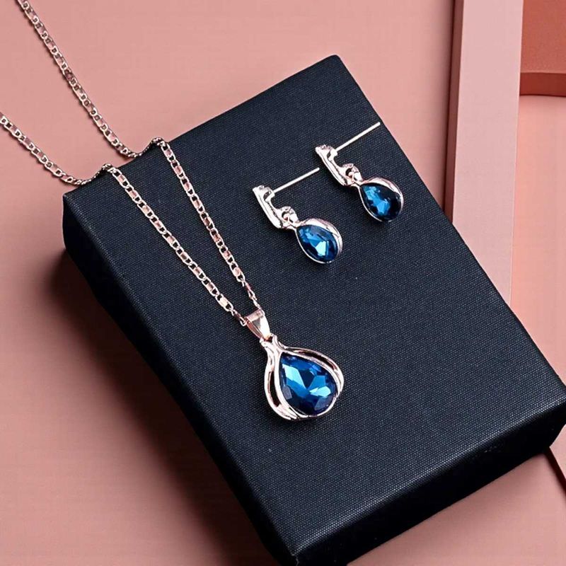 Blue Teardrop Jewelry Set