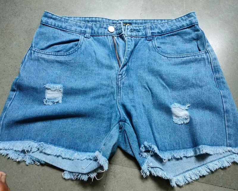 Jeans shorts for woman