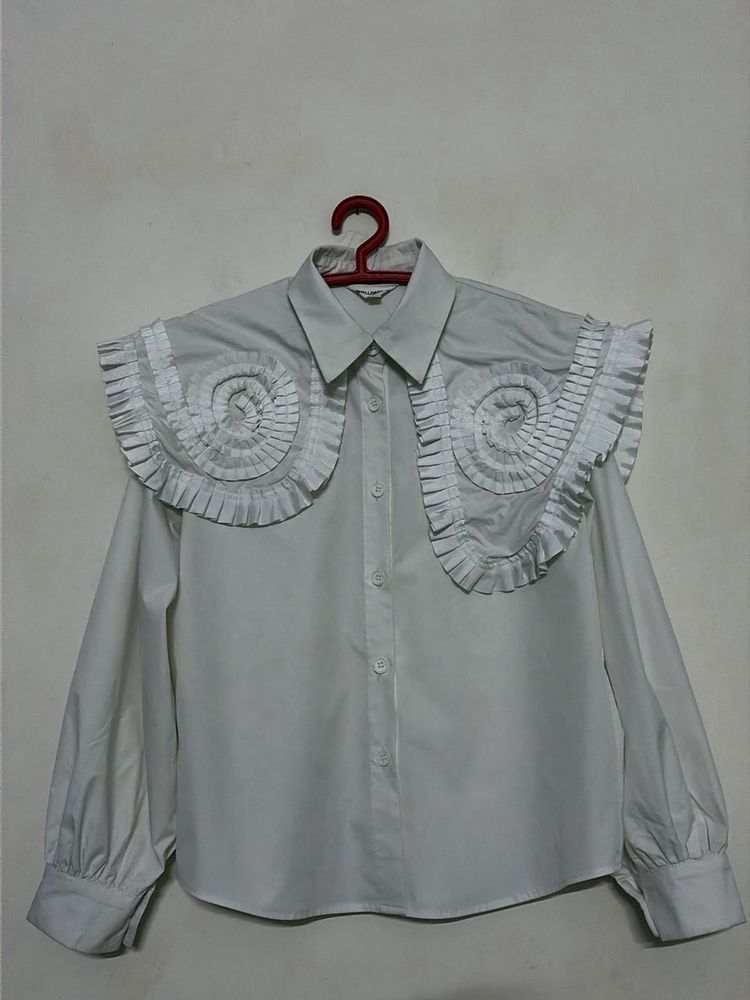 Asymmetry Big Collar White Blouse