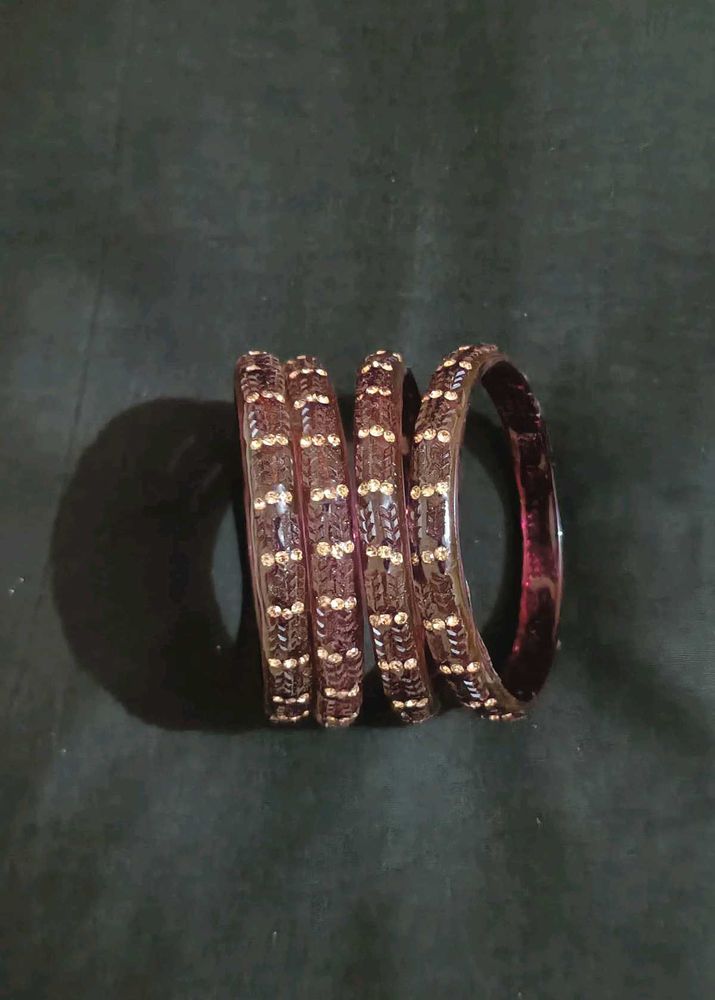 Elegant Set of 4 Embellished Bangles