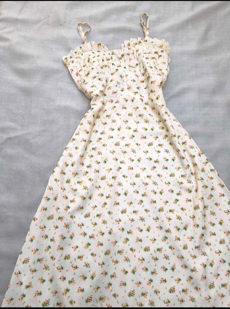 Cute Floral Smocked Midi Dress