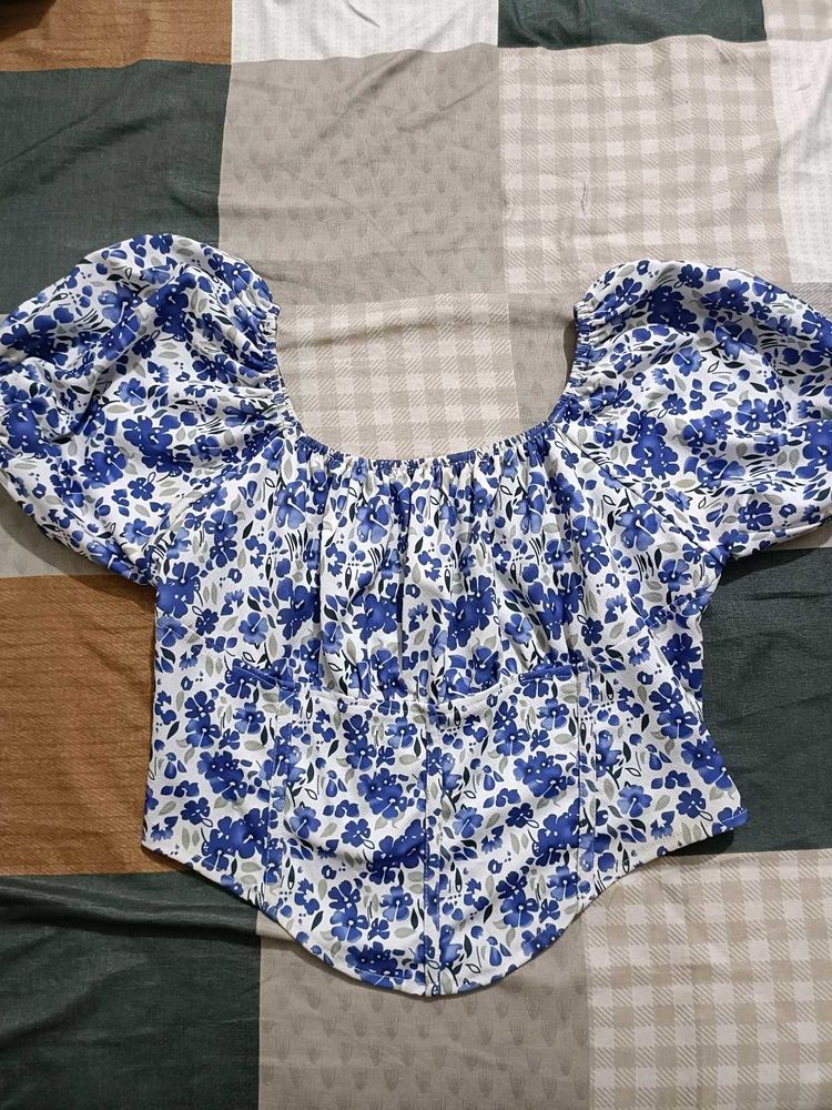 Blue Floral Puff Sleeve Top
