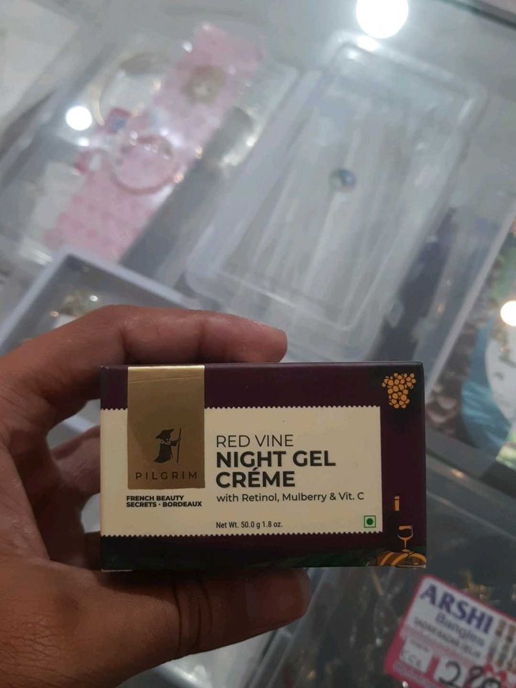 Pilgrim Red Vine Night Gel Creme