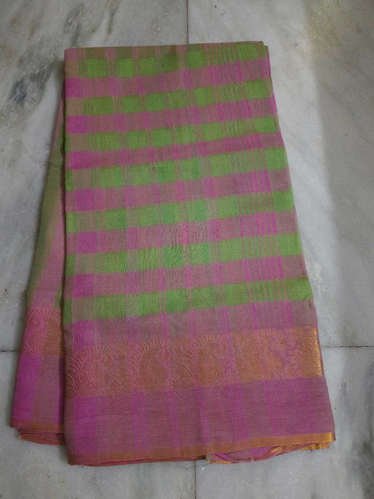 Pink &amp; Green Handloom Checkered Saree