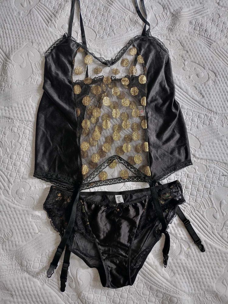 Elegant Black Lingerie Set