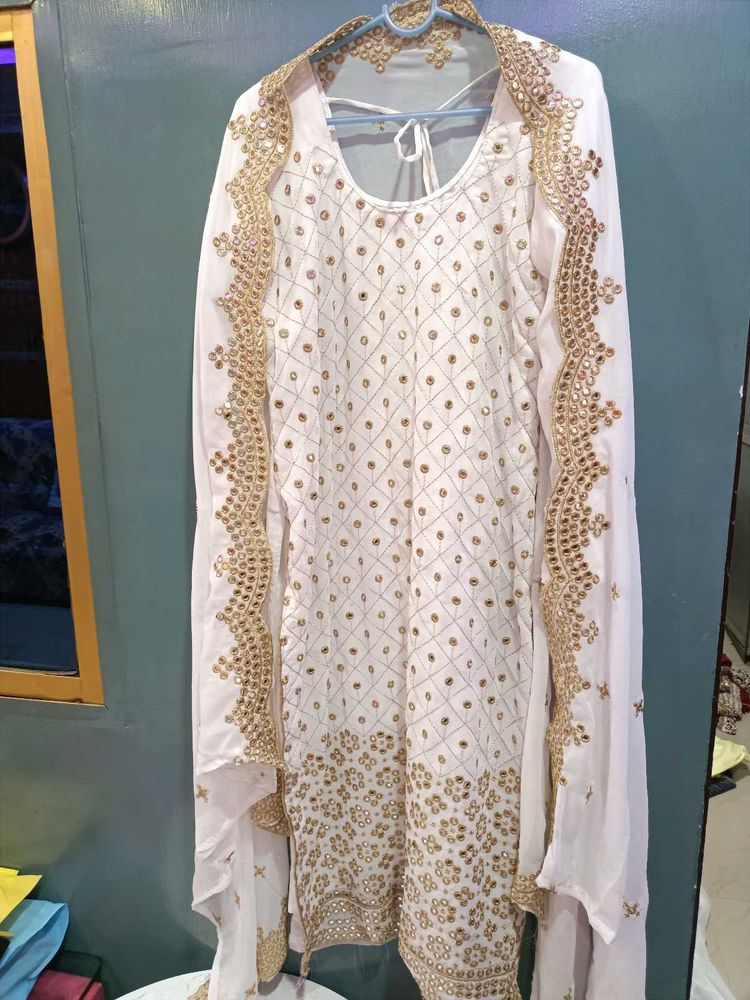 Elegant White Kurta Set with Gold Embellishments