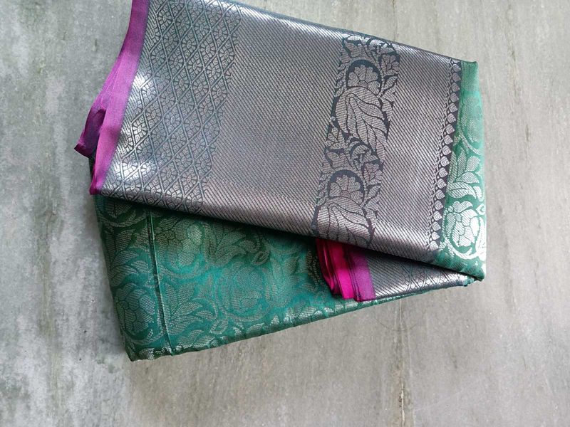 Elegant green Silk Saree